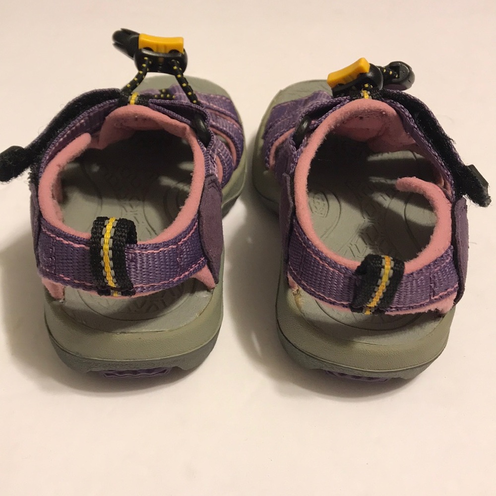 Keen - Picture 2 of 4
